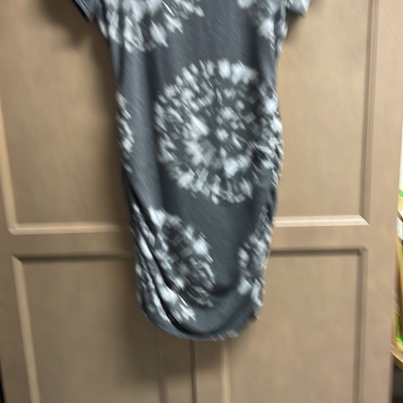 Dress - Picture 4 of 4